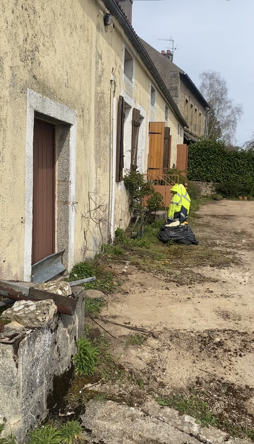 The longère farmhouse facade
