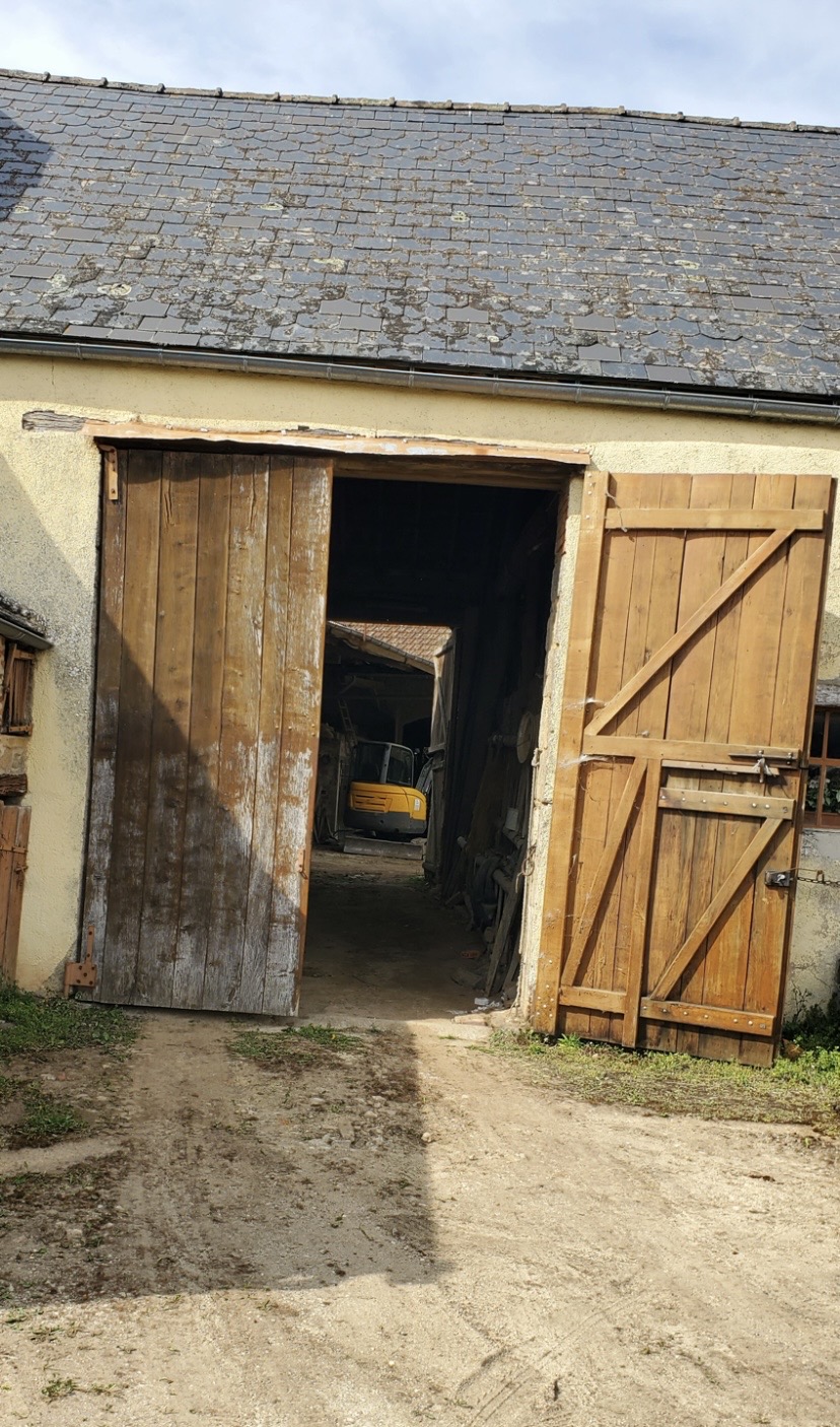 The grange traversante